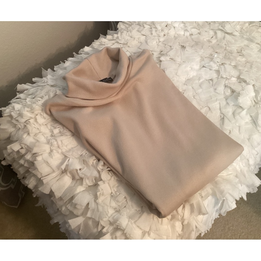 ZARA Mock Turtleneck - Picture 4 of 8